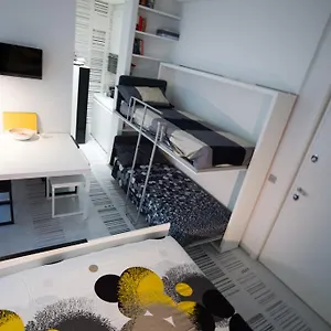  Apartment Stylish Mini In The Heart Of Italy