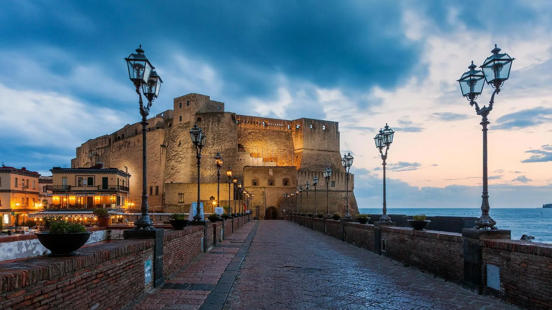 Piazza Carita Hotel Naples Guest house