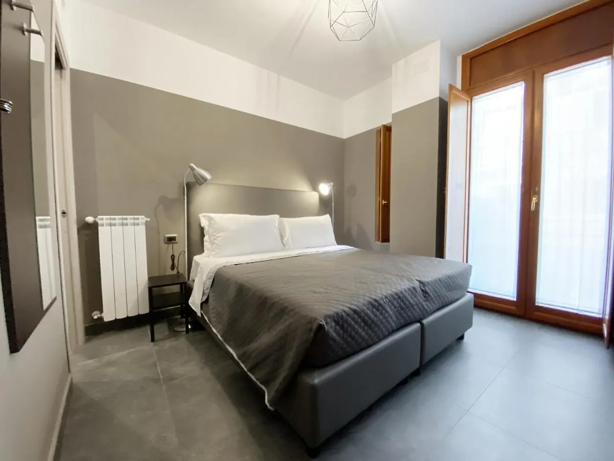 Piazza Carita Hotel Naples